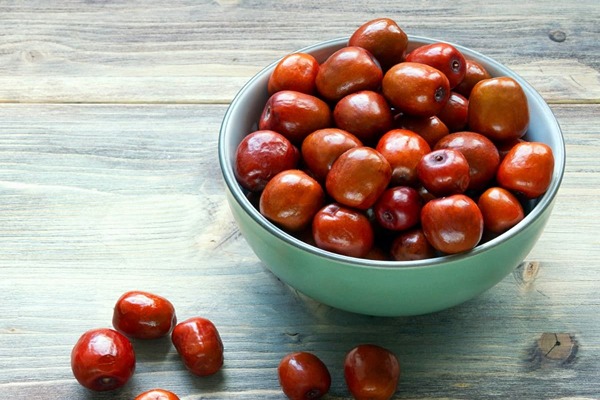 تصویر 3 از خرید عناب گلابی اصفهان + قیمت فروش استثنایی